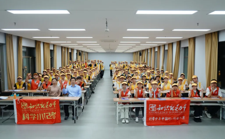 行走故宫，解码科学 |《知识就是力量》助力“祖国情·中华行”新疆青少年故宫研学活动（第二期）圆满收官
